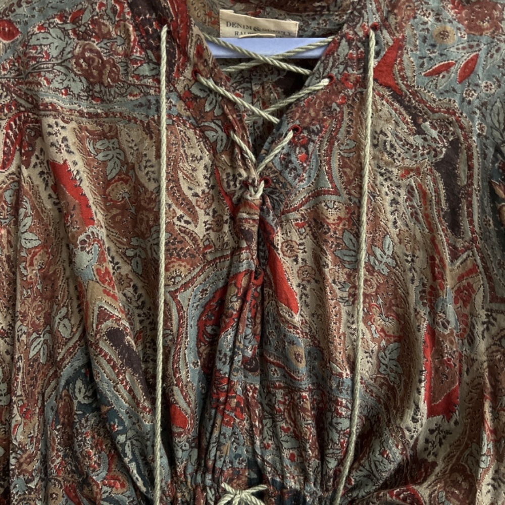 Beautiful Ralph Lauren Top! - Picture 4 of 5